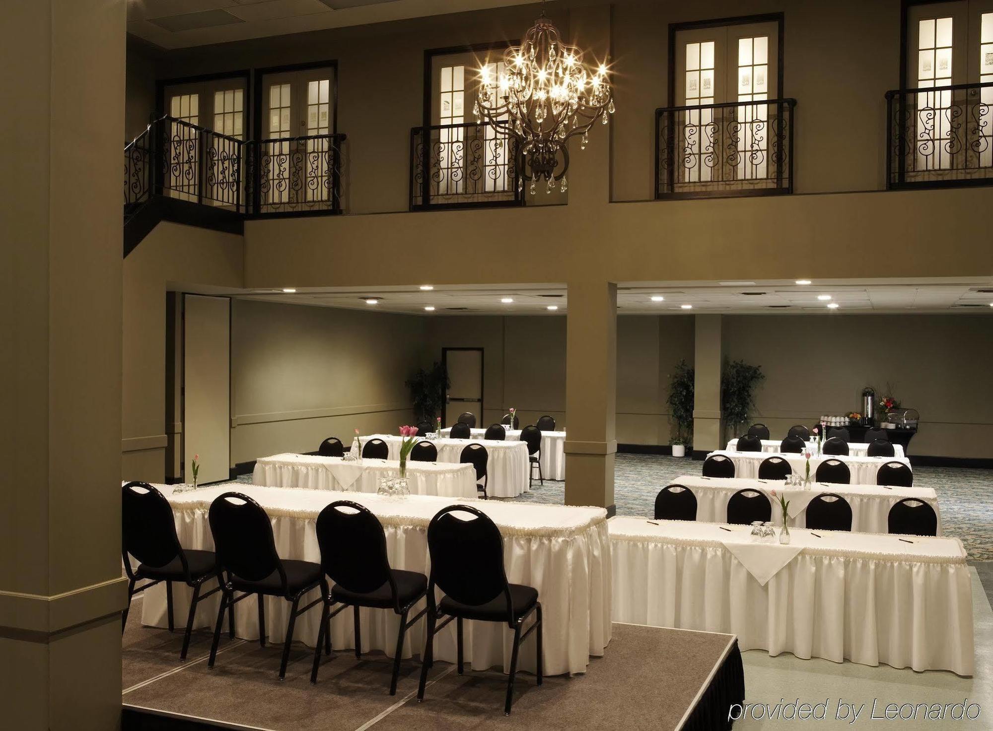 Temple Gardens Hotel & Spa Moose Jaw Bagian luar foto